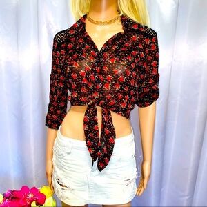 LFloral tie front crop top